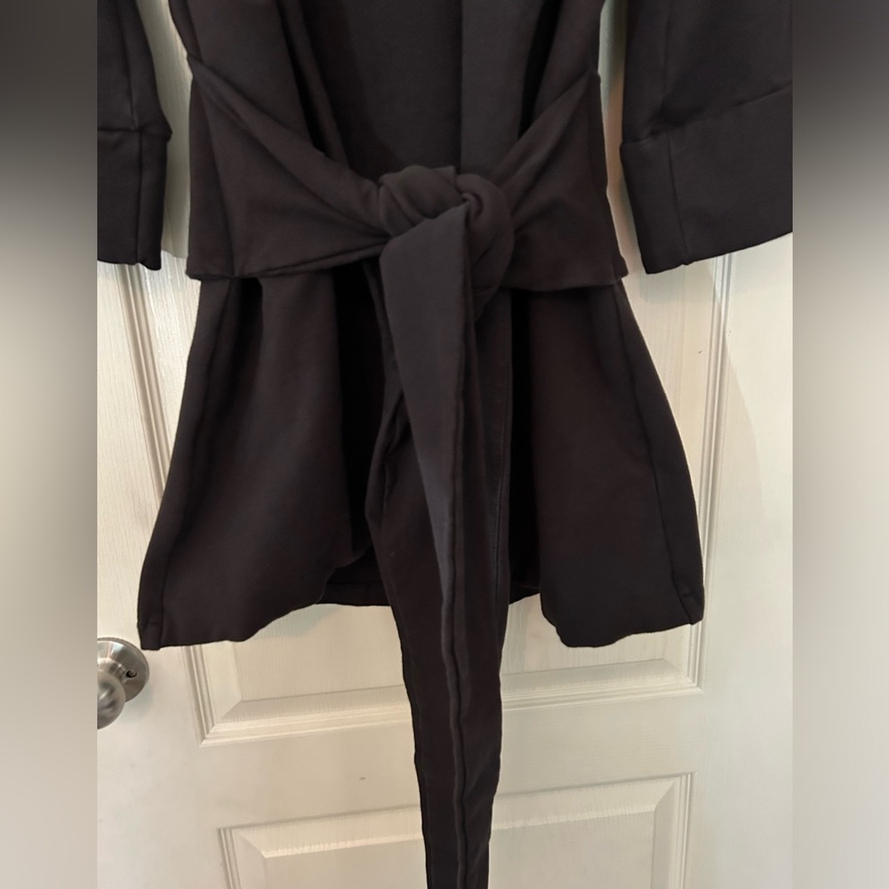 Kania Wrap Jacket - Picture 2 of 9